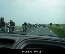 retour avec l'arrivée des motards