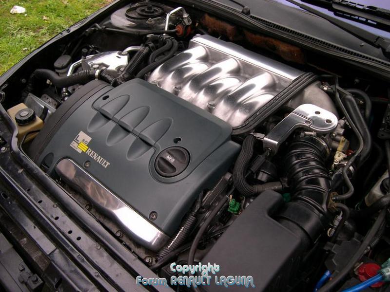 Le V6 24V de Rom1f77, effet miroir garanti !!